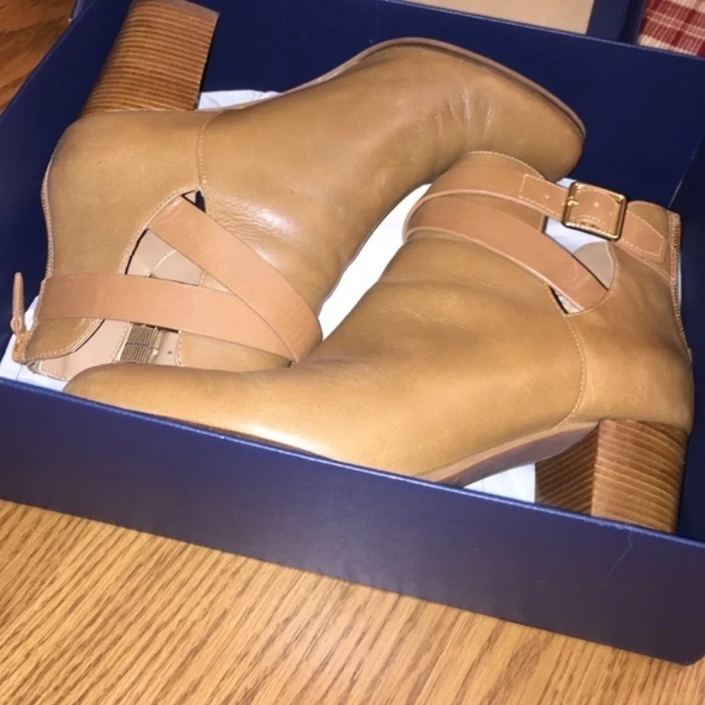 Cole Haan Boots size 8.5